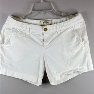 Old Navy White Bermuda Shorts Crisp Cotton Summer Style
